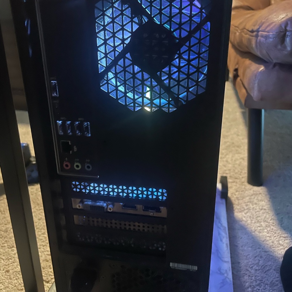Omen PC - Picture 5 of 5